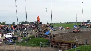 Crash van Jorn Adema en Roelof van der veen- Stockcar F1- Blauwhuis 2023