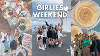 VLOG | Girls weekend in Byron