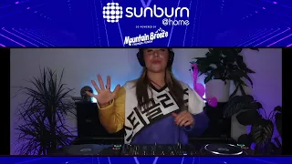 Laura Van Dam - Live - Sunburn at Home