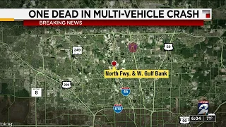 1 dead in multivehicle crash on North Freeway, police say