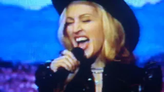 Madonna live Don't tell me émission Nulle part ailleurs canal + 2000