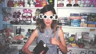 Alexa Chung: "IT"