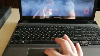 GoW на ноутбуке Sony vaio 2014 года)))