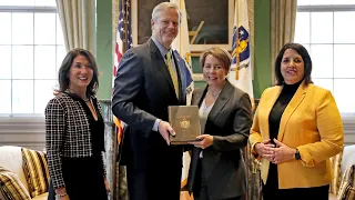 Governor-elect Healey prepares to take office as Baker says goodbye