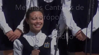 FRIO DA SOLIDÃO -  The Hollies - Don't Let Me Down - Meninas Cantoras de Petrópolis