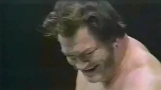 Don Leo Jonathan vs. The Destroyer - AJPW 12/13/1975