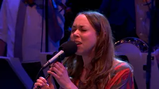 Teardrop (Massive Attack) - Sarah Jarosz - Live from Here