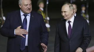 Vladimir Poutine en visite officielle au Bélarus pour parler défense et économie