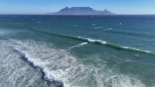 Kite surfing Blouberg beach