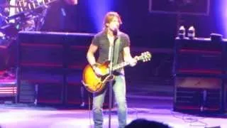 Keith Urban Sweet Thing CMAC August 9, 2013