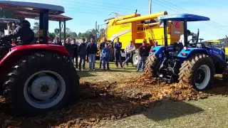 Massey 4275 Vs New holland TL75