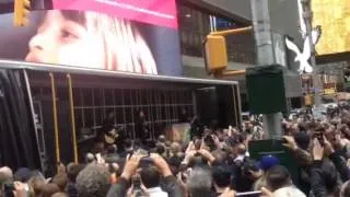 Paul McCartney in Times Square
