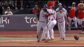 Asdrubal Cabrera Starts a Benches Clearing Brawl In the Venezuelan Winter League!