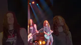 Slash and Myles Kennedy🎸✨️🎸2024.04.19.✨️🎸✨️Budapest🎸✨️🎸Hungary