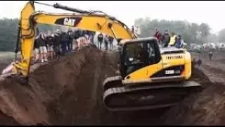 Crazy Excavator Operators WIN 2018  -  Amazing Operators Skills !