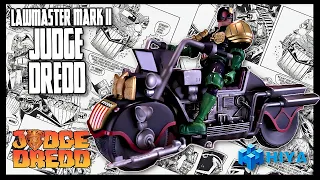 Hiya Toys Judge Dredd and Lawmaster MK II Action Figure Set @TheReviewSpot