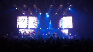 Paramore - Misery Business HD - Live in Manchester MEN 19/11/10