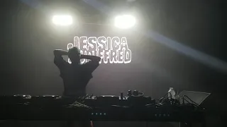 Jessica Audiffred - The king is dead (live at Skyway Theatre)