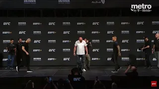 UFC 242 Khabib Nurmagomedov vs Dustin Poirier Face off