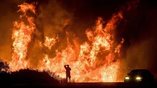 Жуткий пожар в Казахстане (Риддер). Сгорели 35 жилых домов.