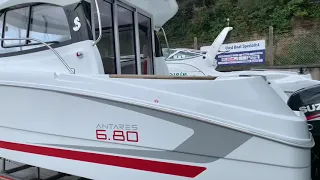 Beneteau Antares 6.80 Walk-Around