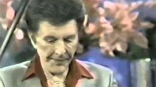 Liberace 1986 Last performance Christmas Medley