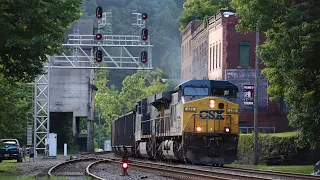 COAL COUNTRY Railfanning!! Heavy CSX Trains in the C&O Coal Town of Thurmond, WV!!