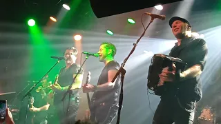 Fiddler's Green - 'Galway Girl' (Steve Earle) - @DeMelkweg 2021