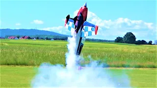 Crash stops Extreme 3D Freestyle