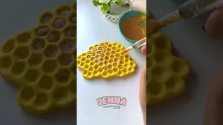 Honey Comb 🍯 Tutorial #shortvideo #jennahandcrafts