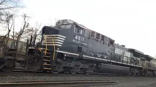 NS 9505 leads an intermodal train in Sinking Spring, PA (27P)