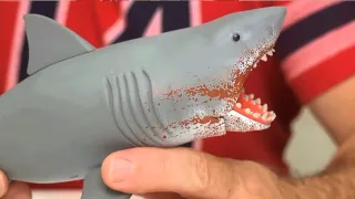 Figure Spotlight: Funko's ReAction Jaws SDCC Version