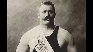 Иван Поддубный: он заработал 32 кг медалей и наград, а умер от голода