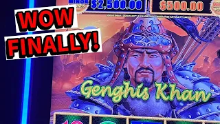 WOW! THIS WAS A MAJOR FIGHT! On a Dragon Link Slot #games #casino #gaming #win #fun #jackpot.