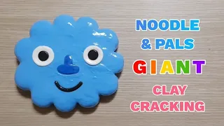 GIANT Noodle & Pals Pompom clay cracking 거대 국수와 친구들 폼폼 점토 부수기