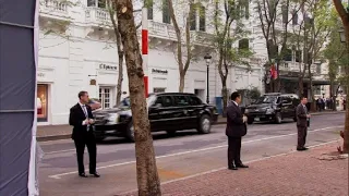 Trump and Kim arrive at Metropole Hotel for summit