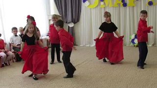 Испанский танец на 8 марта "Подготовительная группа "Капельки"
