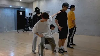 [DONGKIZ(동키즈)]  '못된 송아지 엉덩이에 뿔 (CRAZY NIGHT)' Dance Practice Behind