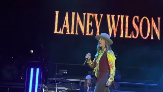 Lainey Wilson - Heart Like A Truck (Jon Pardi Tour) - Pier 17, NYC - 9/22/2022