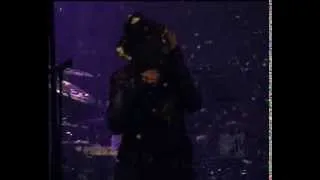 Marilyn Manson - The Nobodies (LIVE) Mtv Tokyo Japan 6/feb/2005