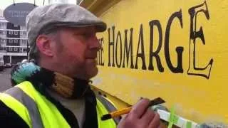 Traditional signwriter Nick Garrett - The Homarge Gallery