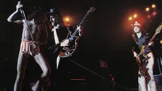 6. Tokyo Medley (Live at the Nippon Budokan, Tokyo: 4/1/1976)