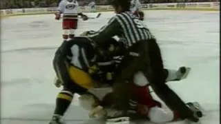 Justin Williams vs Maxim Afinogenov Dec 28, 2006