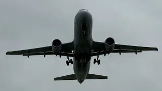 4K - Rainy weather Landings and Takeoffs at Washington Regan National Airport