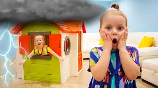 MAGIC CHILDREN PLAYHOUSE | Gaby and Alex Playing with Toys