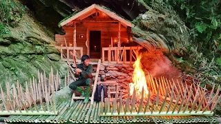 How To Build Bamboo House Shelter on the Cliff, Bushcraft Building / Bushcraft Alone #16