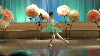 Школо балета Lil Ballerine выступление в театре