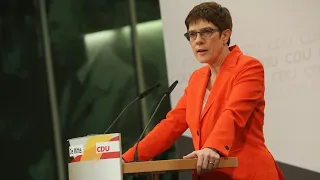 AKK verzichtet auf Kanzlerkandidatur und will CDU-Vorsitz abgeben | AFP