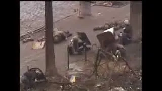 Снайпер убивает людей в Киеве Shooting people in Kiev     20 02 2014,