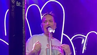 @annemarie singing UNHEALTHY in Bristol